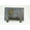 PLAQUE FUNERAIRE EN GRANIT - FORME DROITE - CHAMP BRUT - DIM. LONG.18 CM - HAUT. 12 CM – Catalogue Funéraires 2024 – Arteverdeco